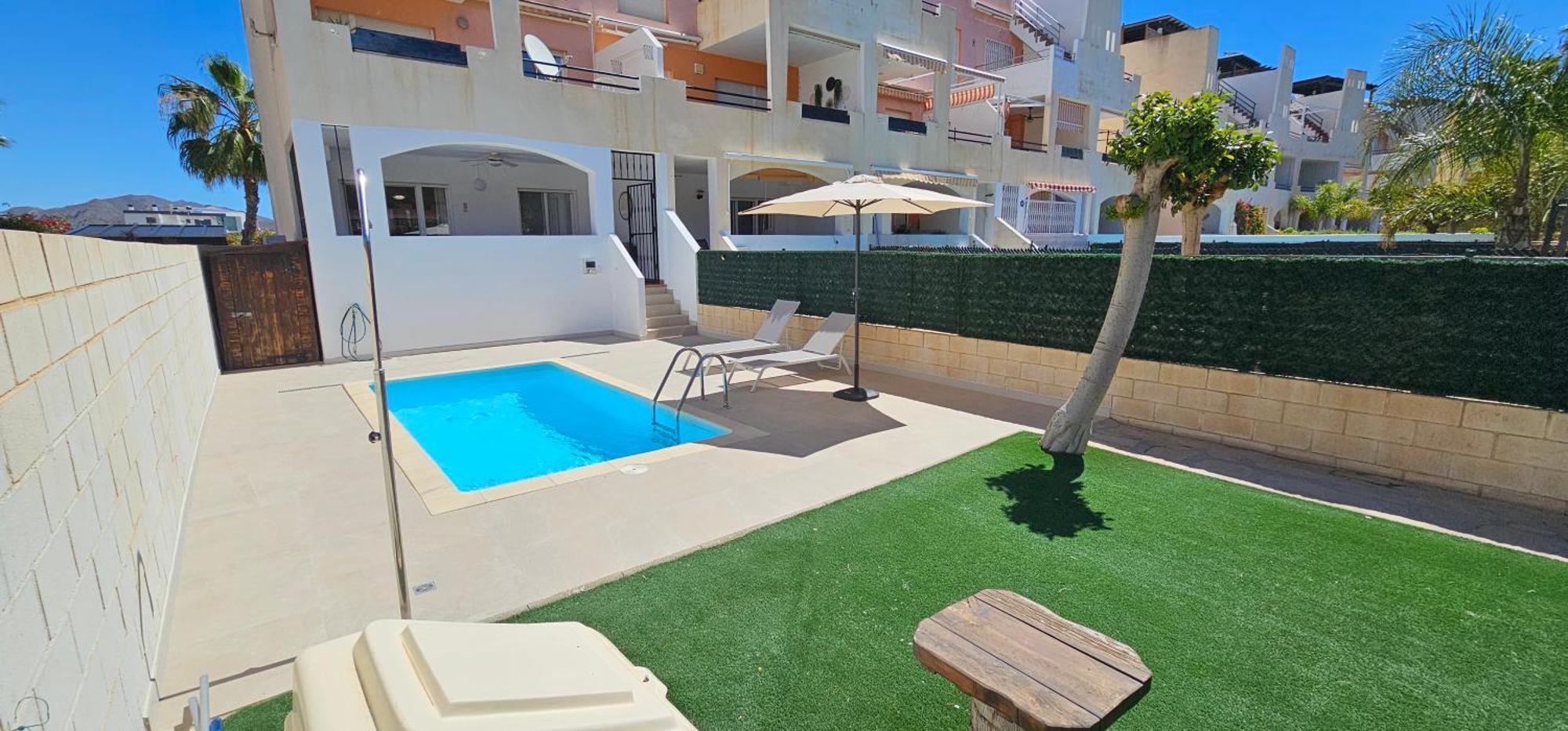 Homes of Spain, Apartamentos Paraíso Vera Playa, Ático Q, Suite Fatu Hiva con piscina privada en solárium, vistas mar en PRIMERA LINEA de PLAYA, WIFI Esterno foto
